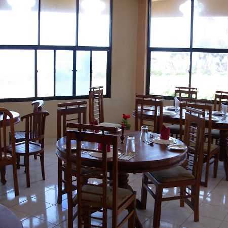 Sea View Beach Hotel Nilaveli Dış mekan fotoğraf