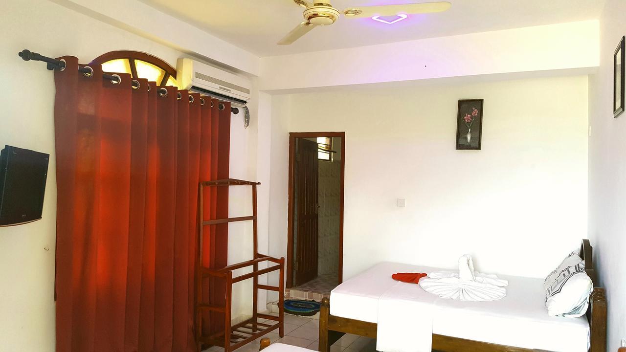 Sea View Beach Hotel Nilaveli Dış mekan fotoğraf